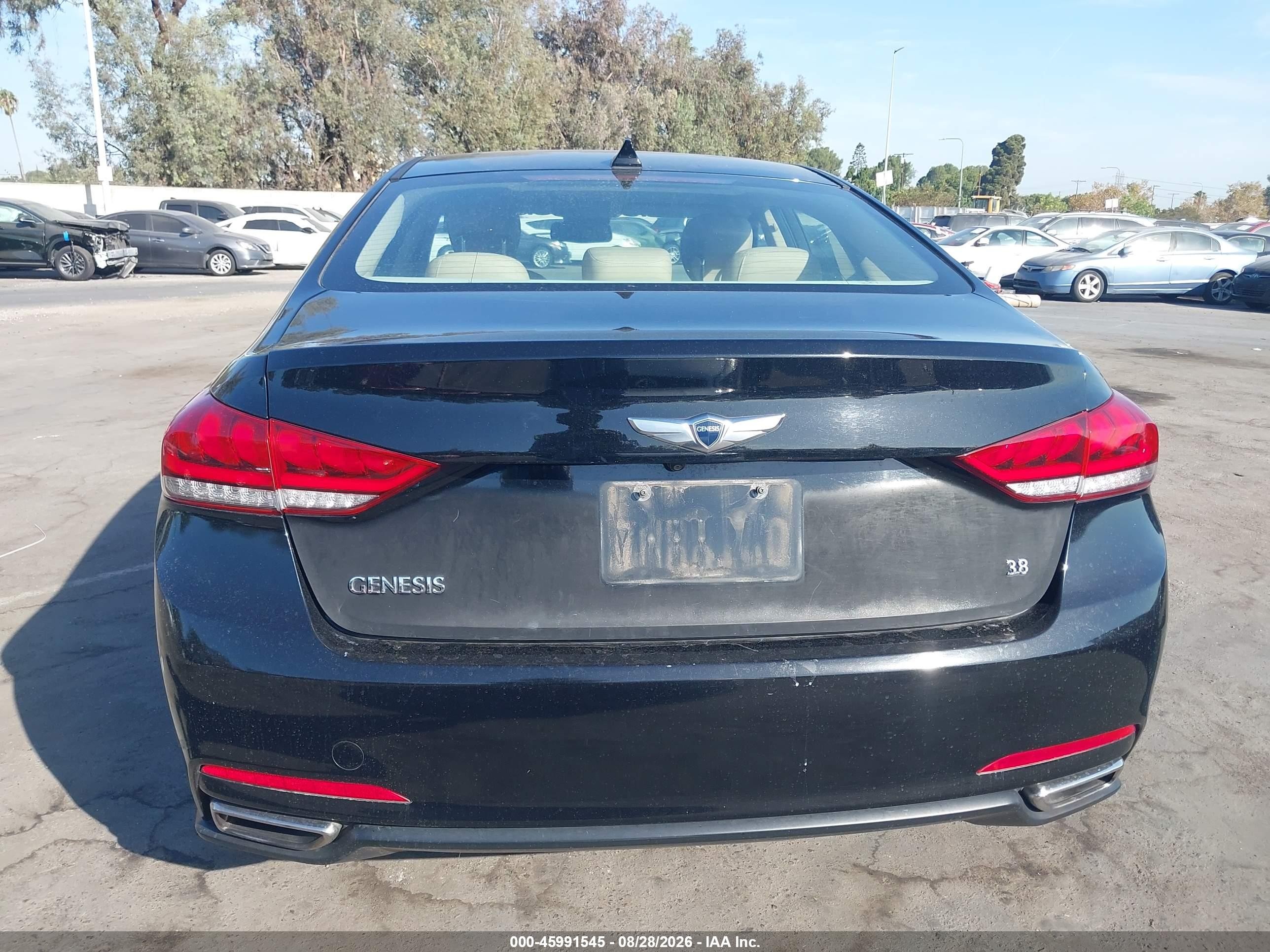 2015 Hyundai Genesis 3.8 Black vin: KMHGN4JE5FU041240