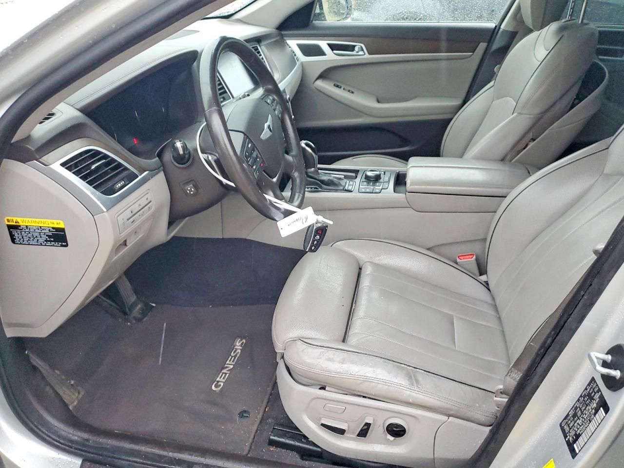 2015 Hyundai Genesis 3.8l Silver vin: KMHGN4JE5FU071306