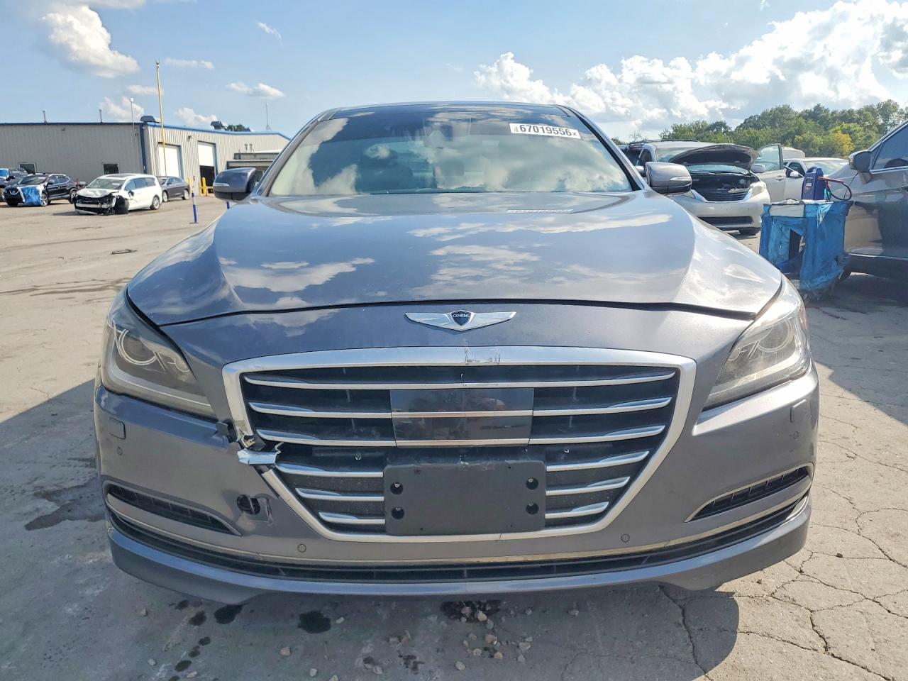 2015 Hyundai Genesis 3.8l Silver vin: KMHGN4JE5FU072780