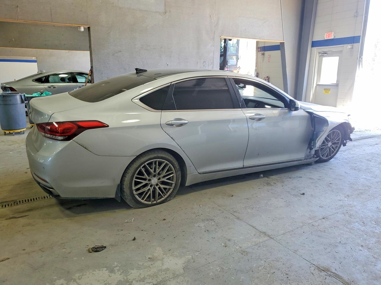 2015 Hyundai Genesis 3.8l Silver vin: KMHGN4JE5FU074996