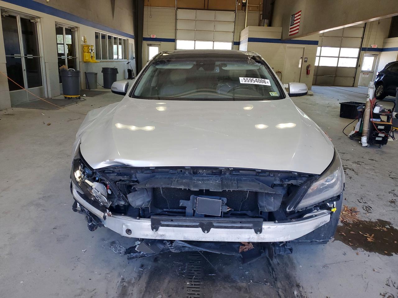 2015 Hyundai Genesis 3.8l Silver vin: KMHGN4JE5FU074996