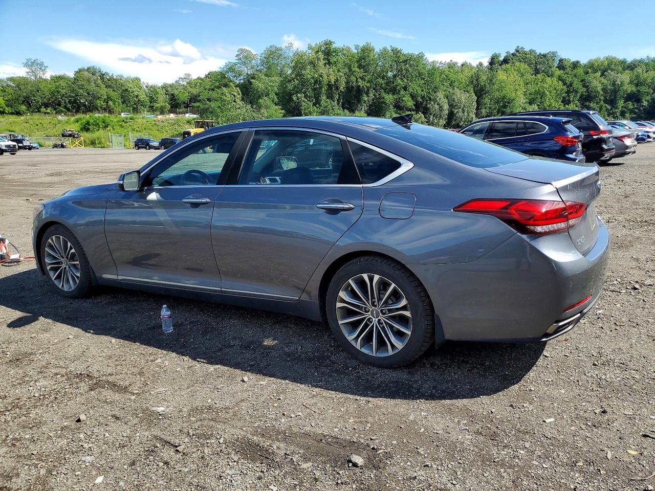 2015 Hyundai Genesis 3.8l Gray vin: KMHGN4JE5FU076070