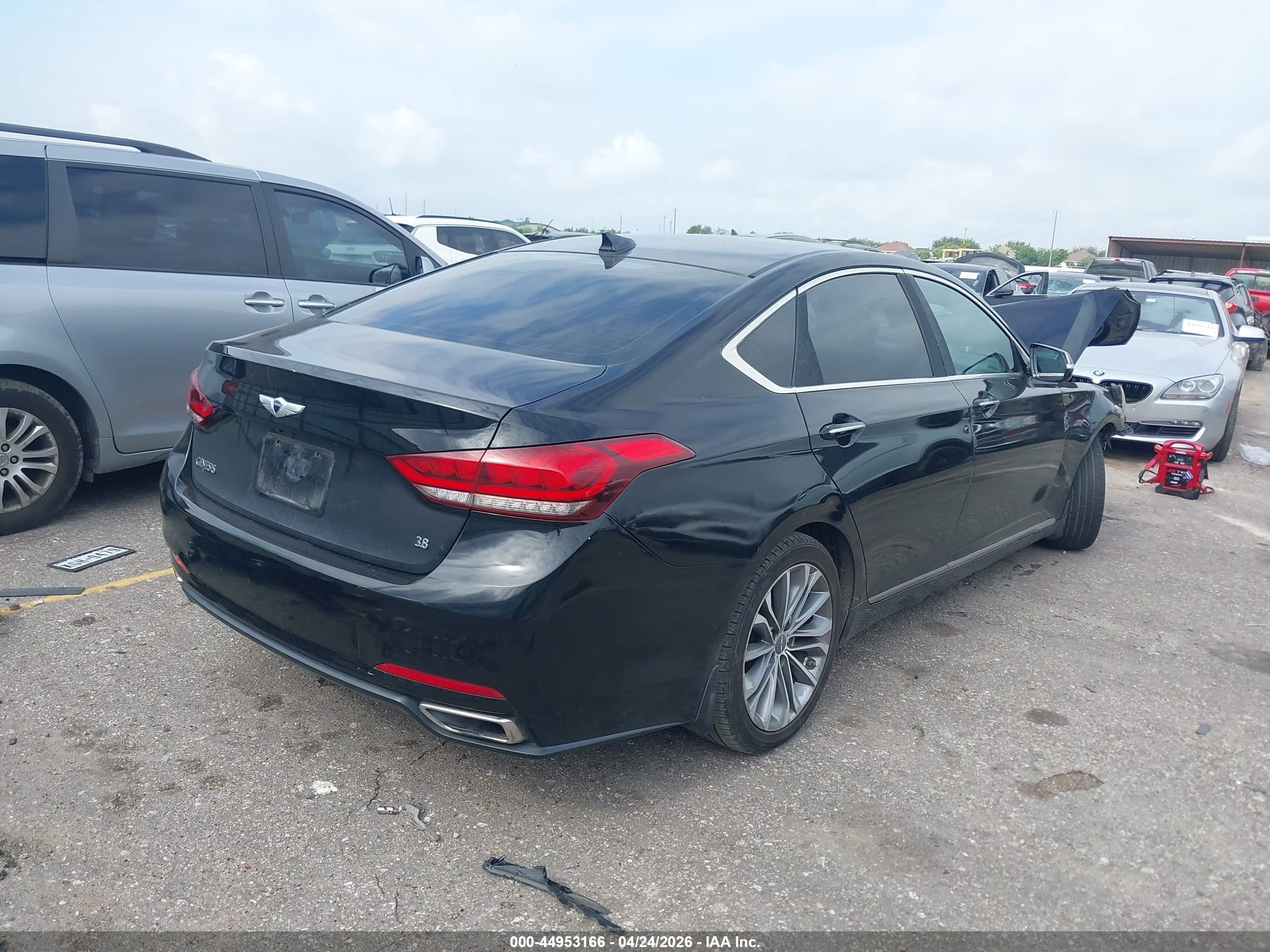 2015 Hyundai Genesis 3.8 Black vin: KMHGN4JE5FU079440
