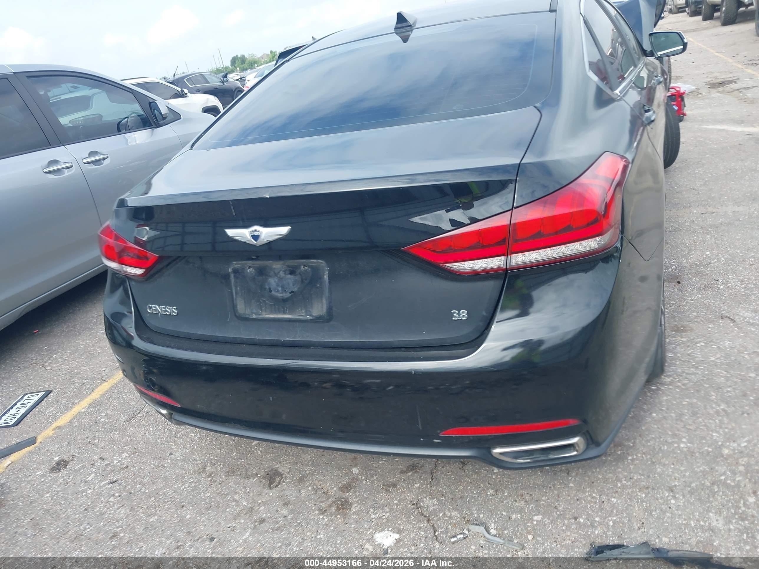 2015 Hyundai Genesis 3.8 Black vin: KMHGN4JE5FU079440