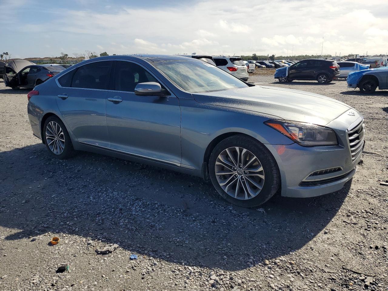 2015 Hyundai Genesis 3.8l Silver vin: KMHGN4JE5FU080443