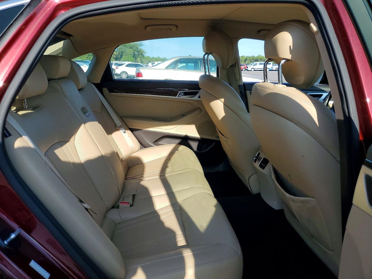 2015 Hyundai Genesis 3.8l Бордовый vin: KMHGN4JE5FU080555