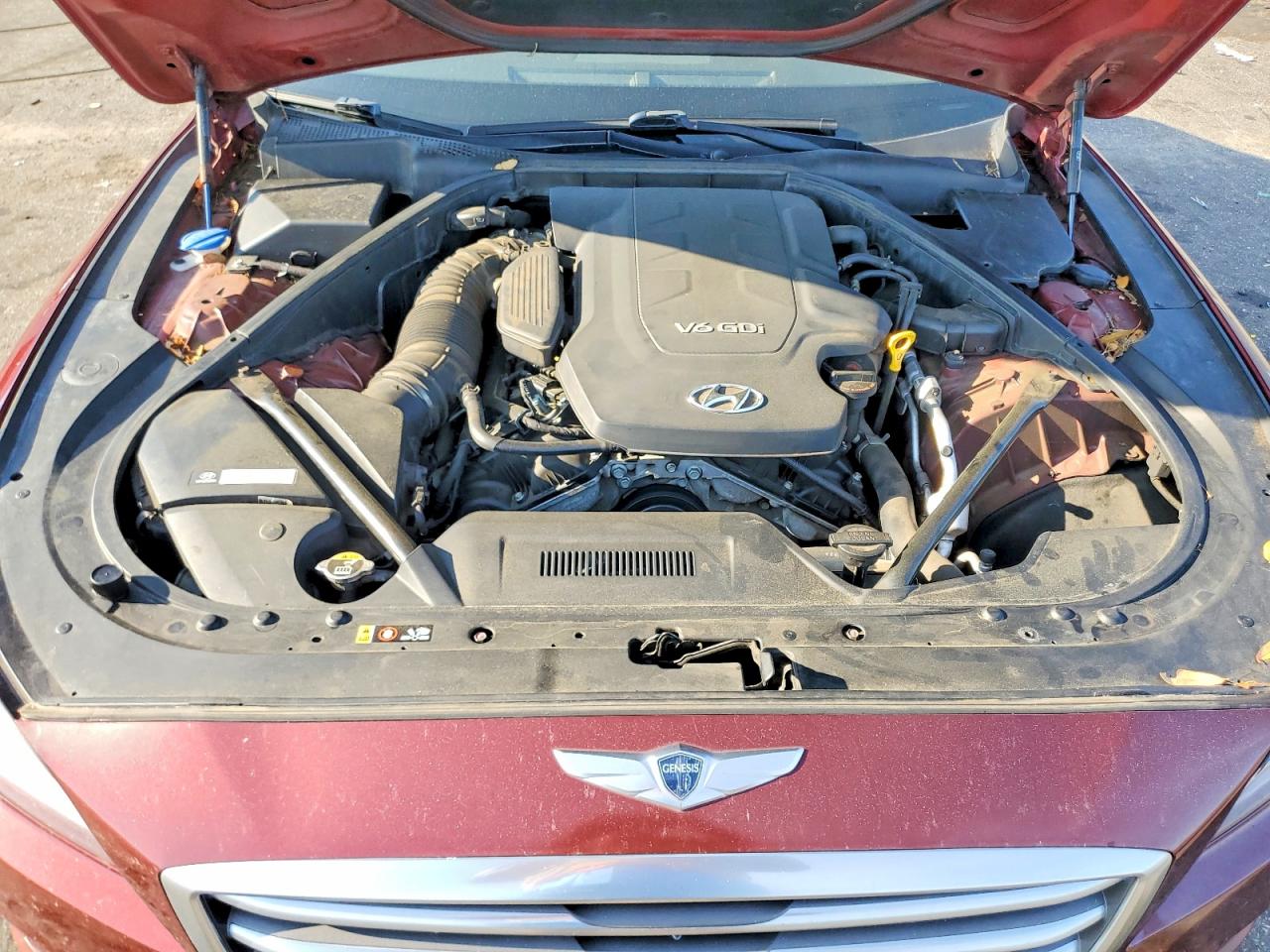 2015 Hyundai Genesis 3.8l Бордовый vin: KMHGN4JE5FU080555
