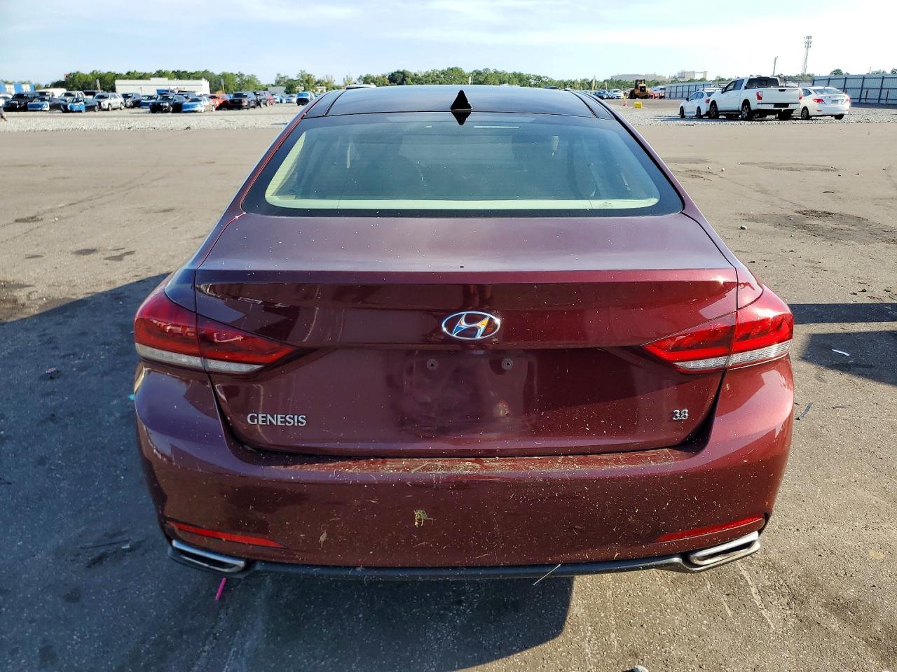 2015 Hyundai Genesis 3.8l Бордовый vin: KMHGN4JE5FU080555