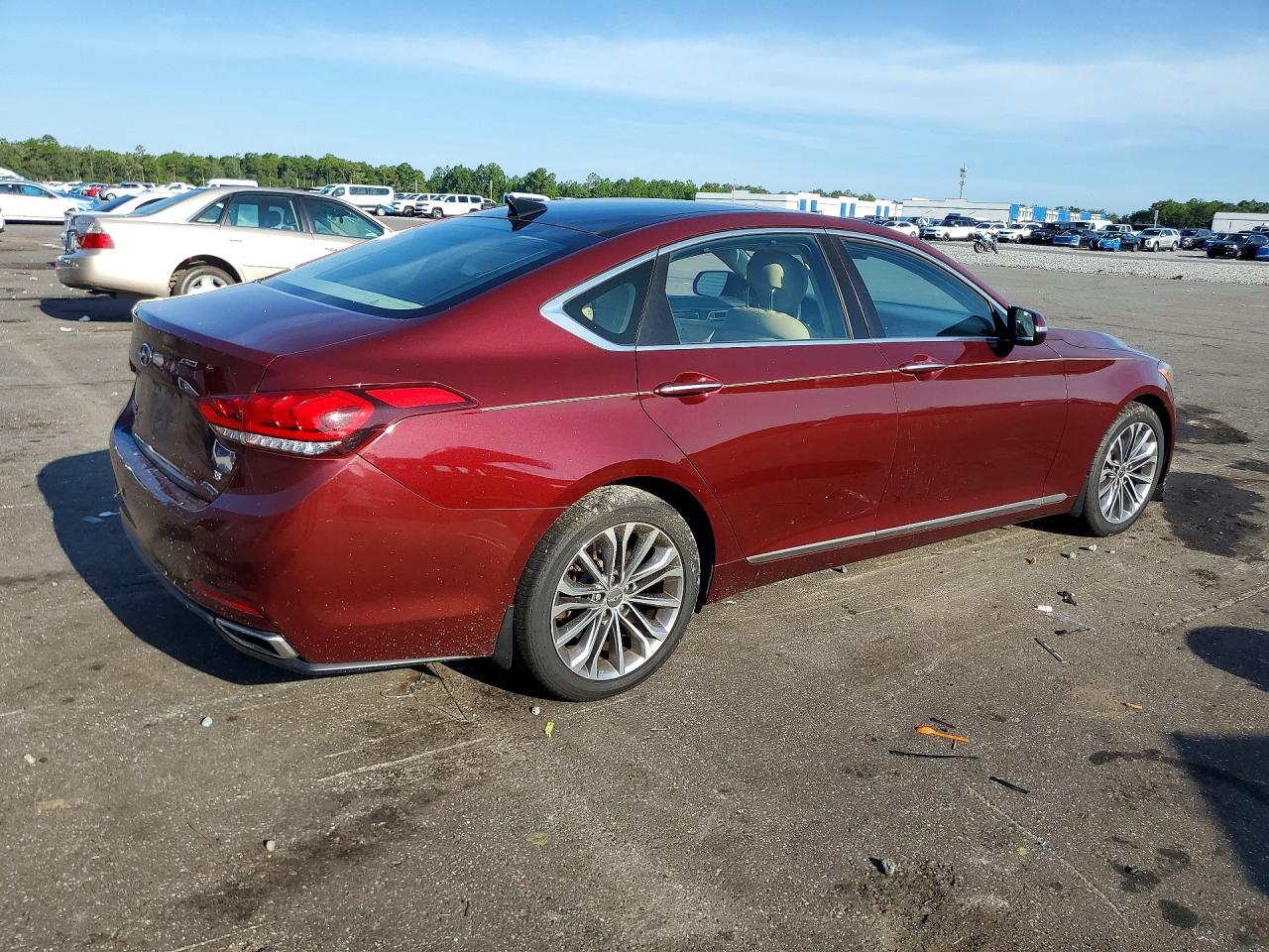 2015 Hyundai Genesis 3.8l Бордовый vin: KMHGN4JE5FU080555