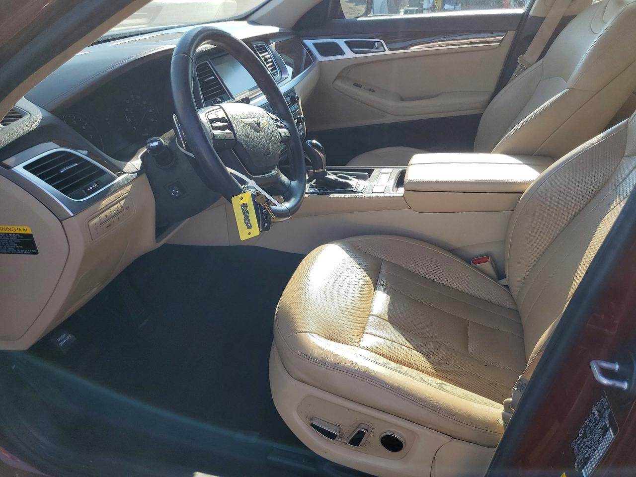 2015 Hyundai Genesis 3.8l Бордовый vin: KMHGN4JE5FU080555