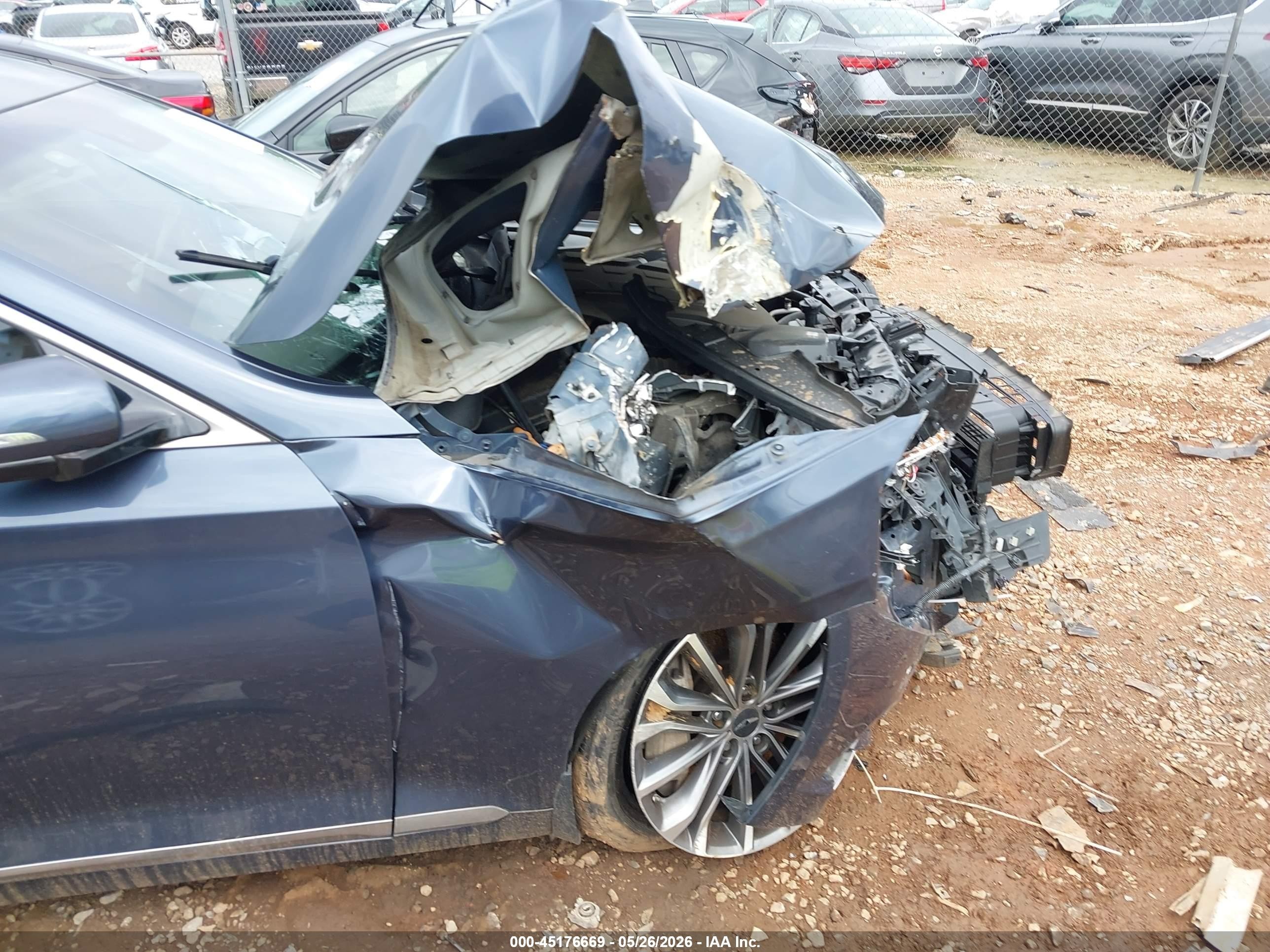 2015 Hyundai Genesis 3.8 Blue vin: KMHGN4JE5FU083410