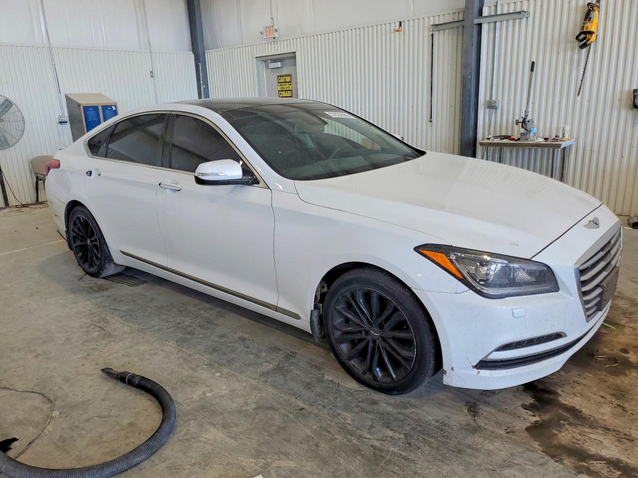 2015 Hyundai Genesis 3.8l White vin: KMHGN4JE5FU090728