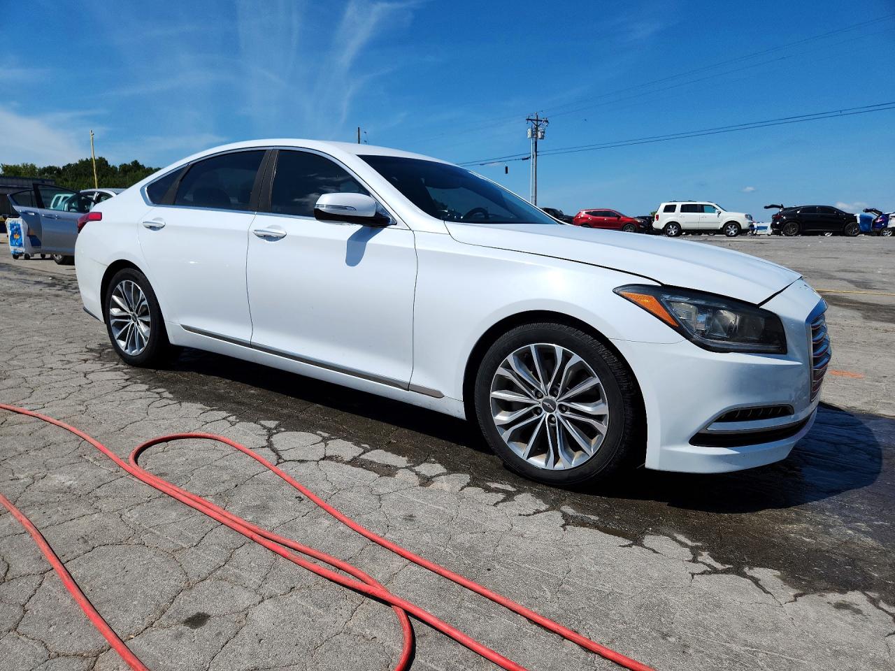 2015 Hyundai Genesis 3.8l White vin: KMHGN4JE5FU093581