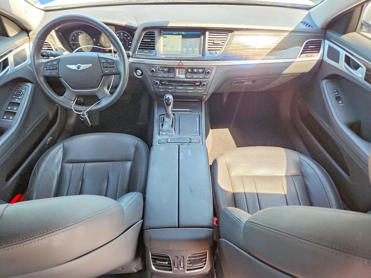 2015 Hyundai Genesis 3.8l White vin: KMHGN4JE5FU093581