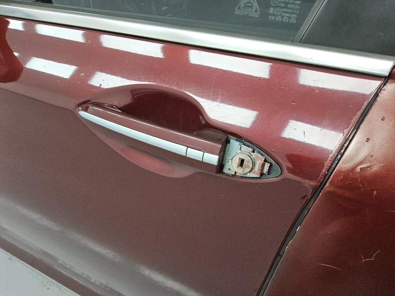 2015 Hyundai Genesis 3.8l Maroon vin: KMHGN4JE5FU096318 Damage: Left Front Door, Chipped, 3
