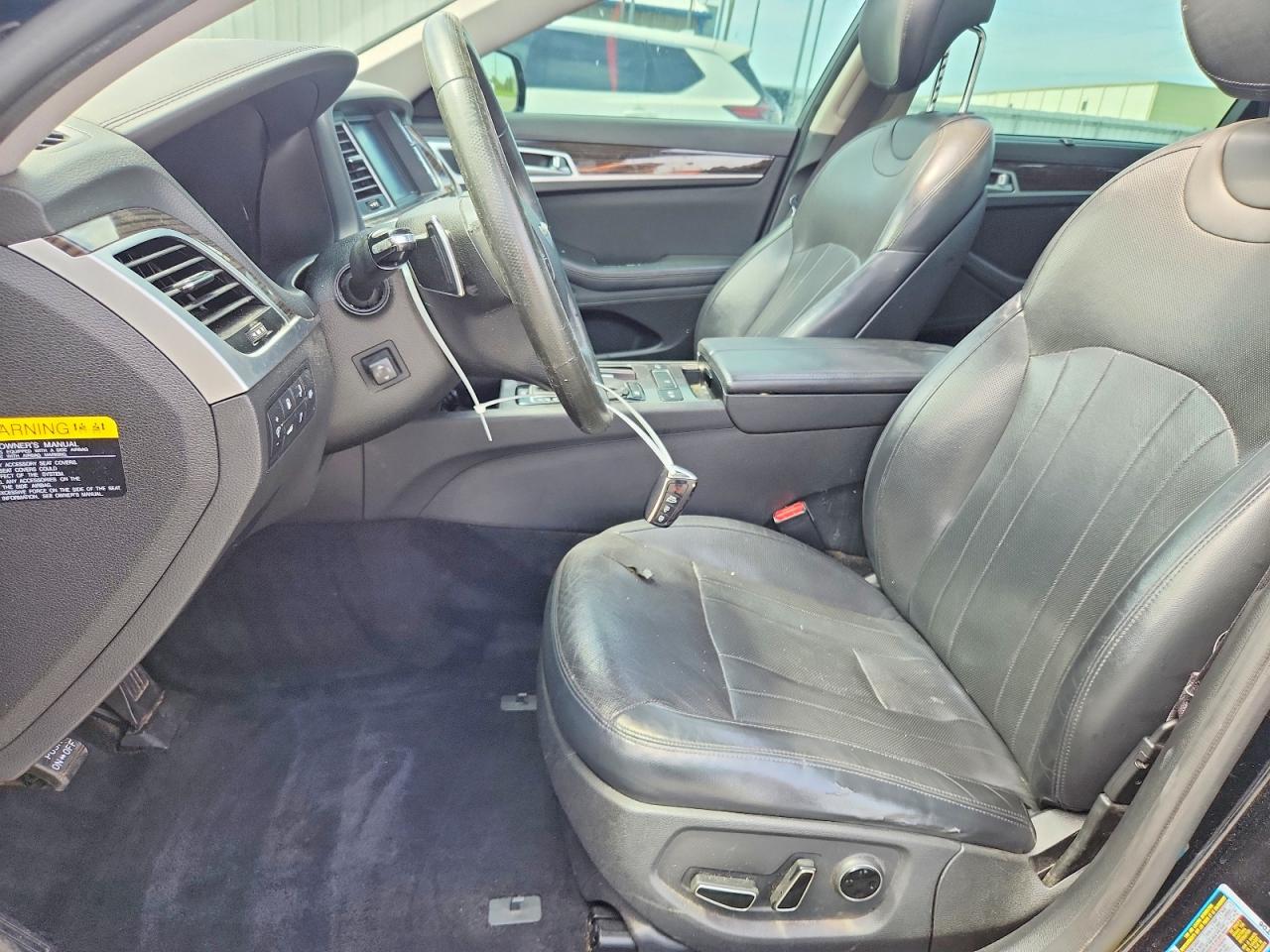 2015 Hyundai Genesis 3.8l Black vin: KMHGN4JE6FU020381