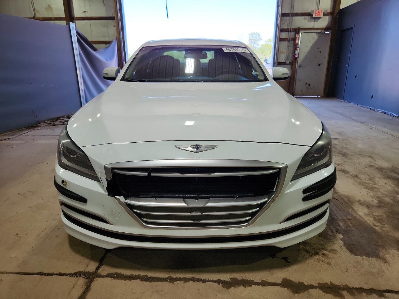 2015 Hyundai Genesis 3.8l White vin: KMHGN4JE6FU082685