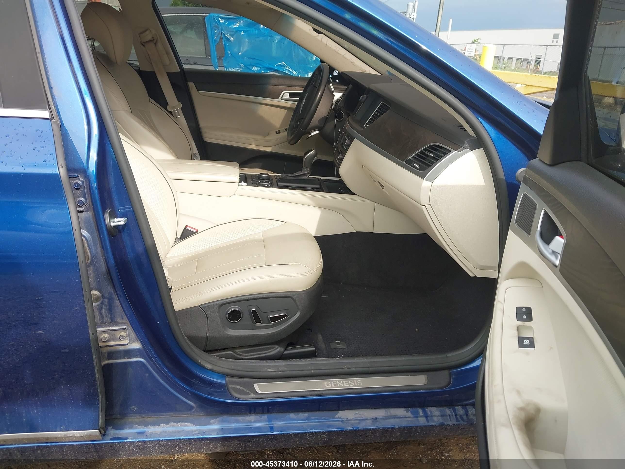 2015 Hyundai Genesis 3.8 Синий vin: KMHGN4JE6FU099714