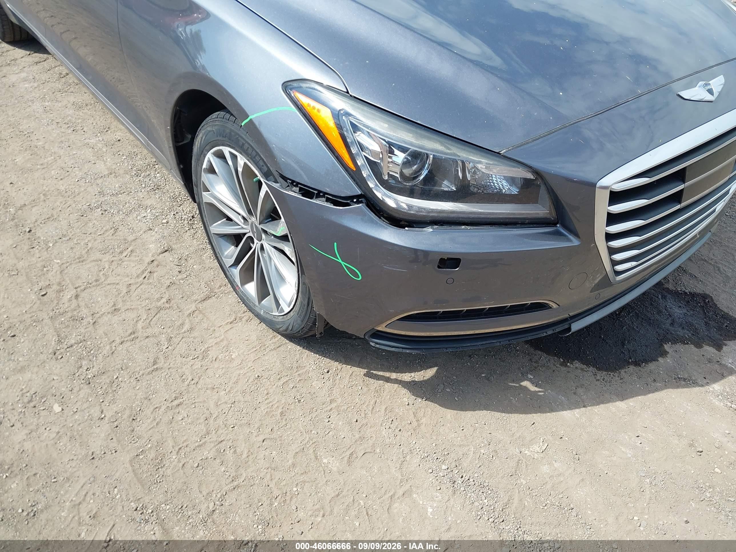 2015 Hyundai Genesis 3.8 Gray vin: KMHGN4JE6FU101543