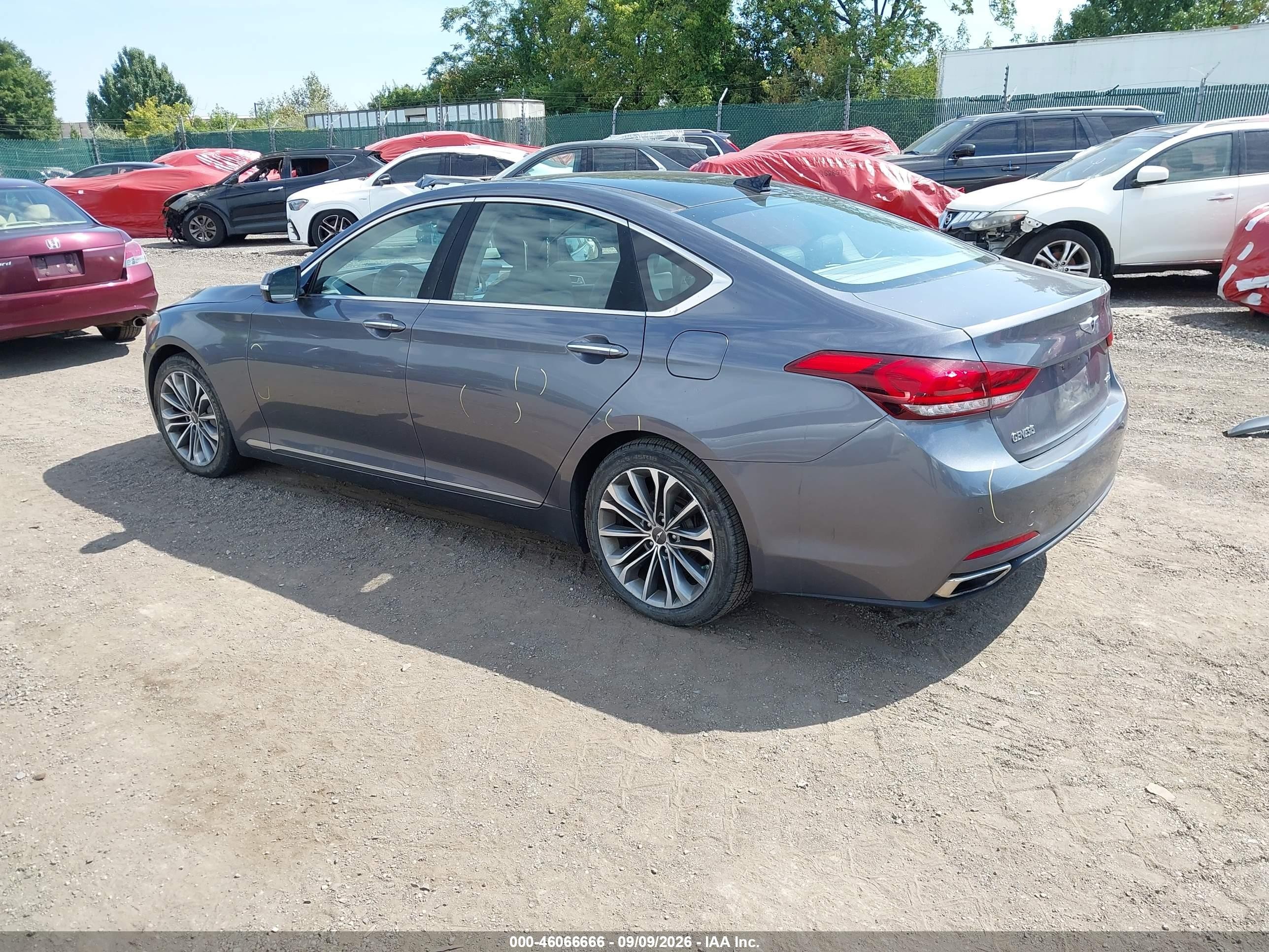 2015 Hyundai Genesis 3.8 Gray vin: KMHGN4JE6FU101543