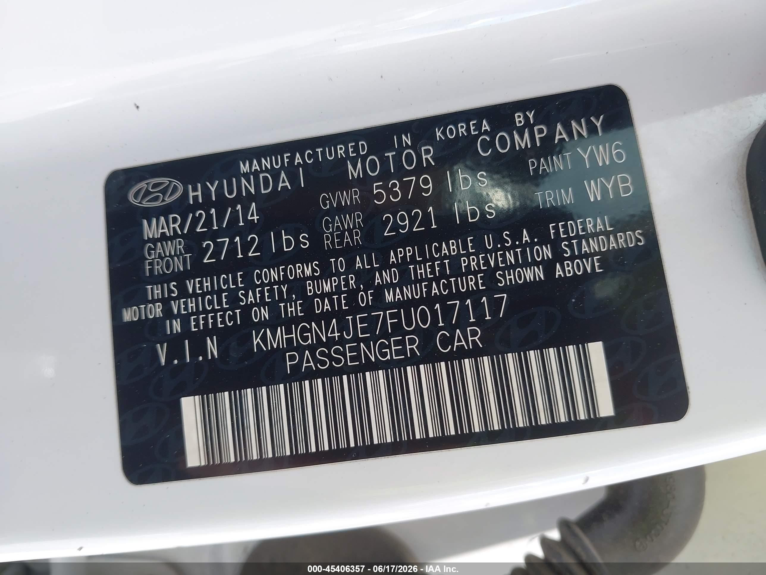 2015 Hyundai Genesis 3.8 White vin: KMHGN4JE7FU017117