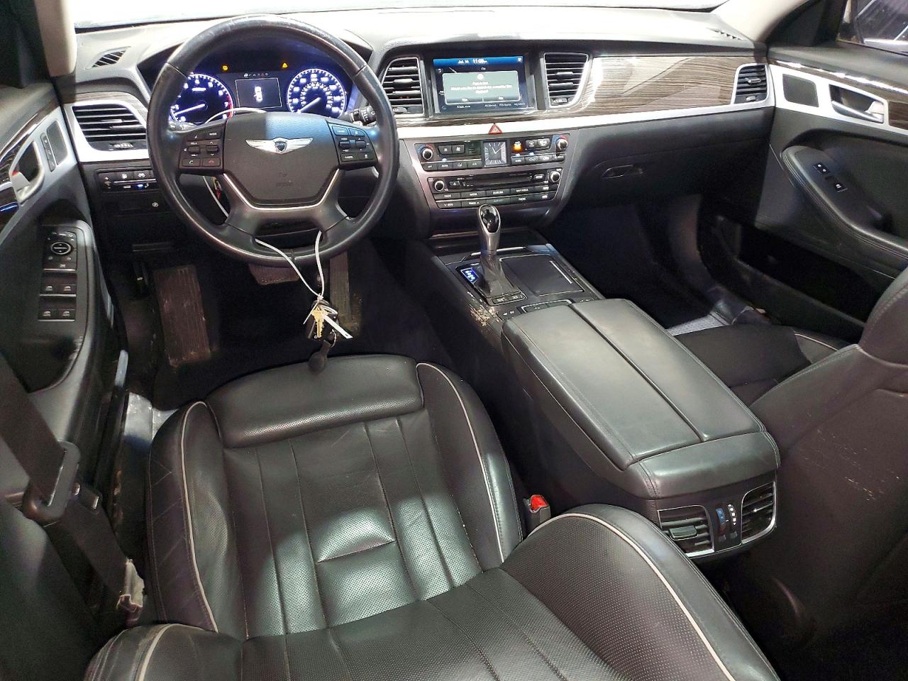 2015 Hyundai Genesis 3.8l White vin: KMHGN4JE7FU042910