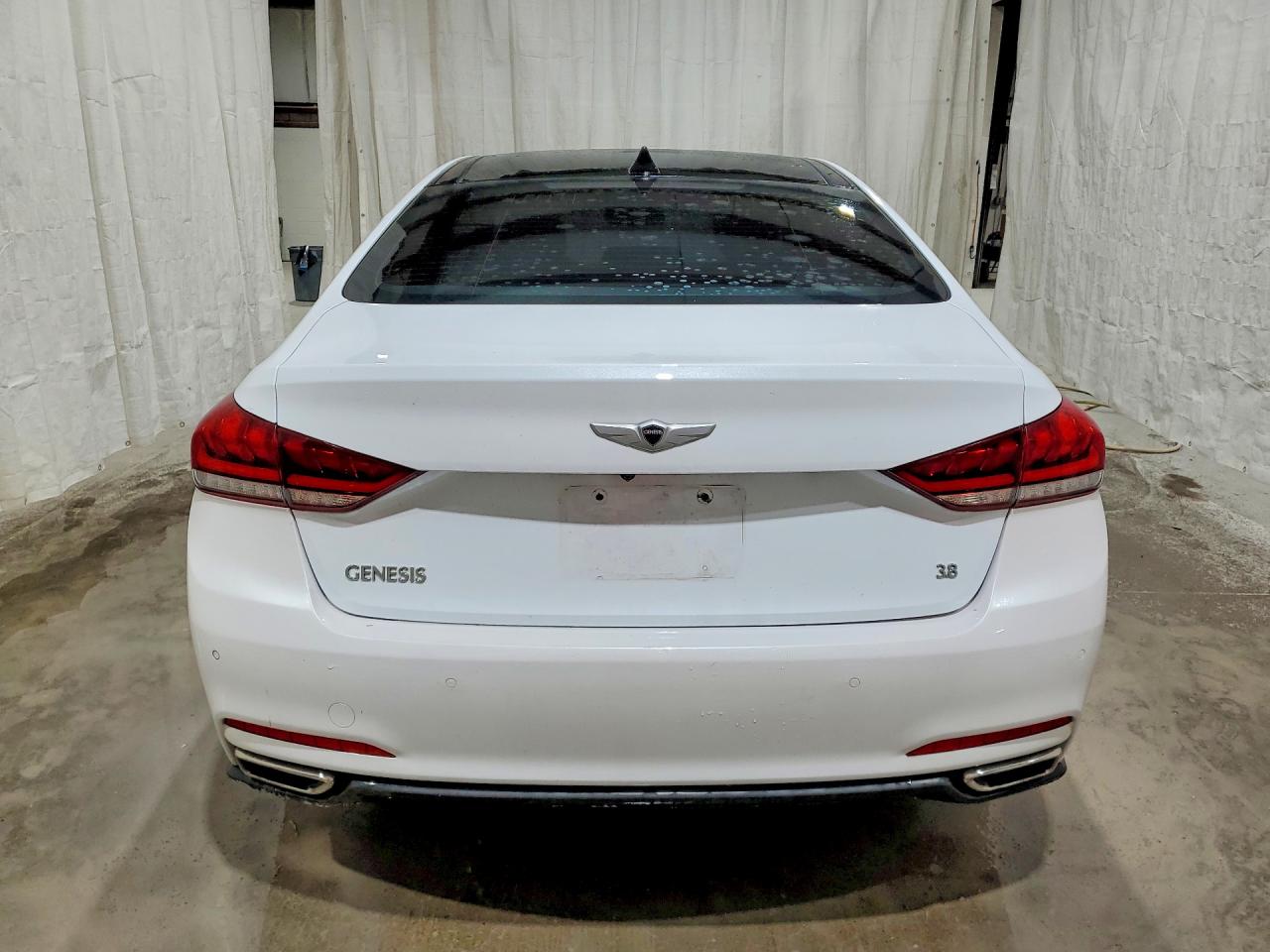 2015 Hyundai Genesis 3.8l White vin: KMHGN4JE7FU042910