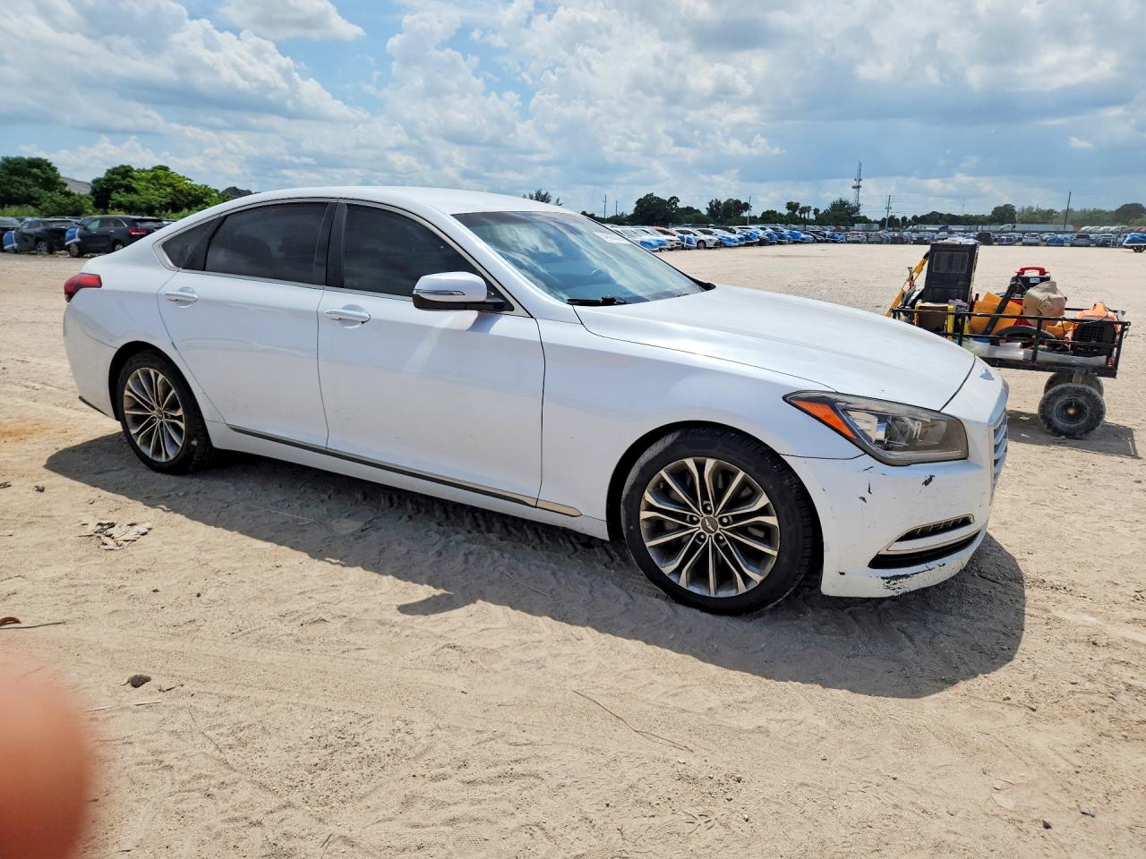 2015 Hyundai Genesis 3.8l White vin: KMHGN4JE7FU054426