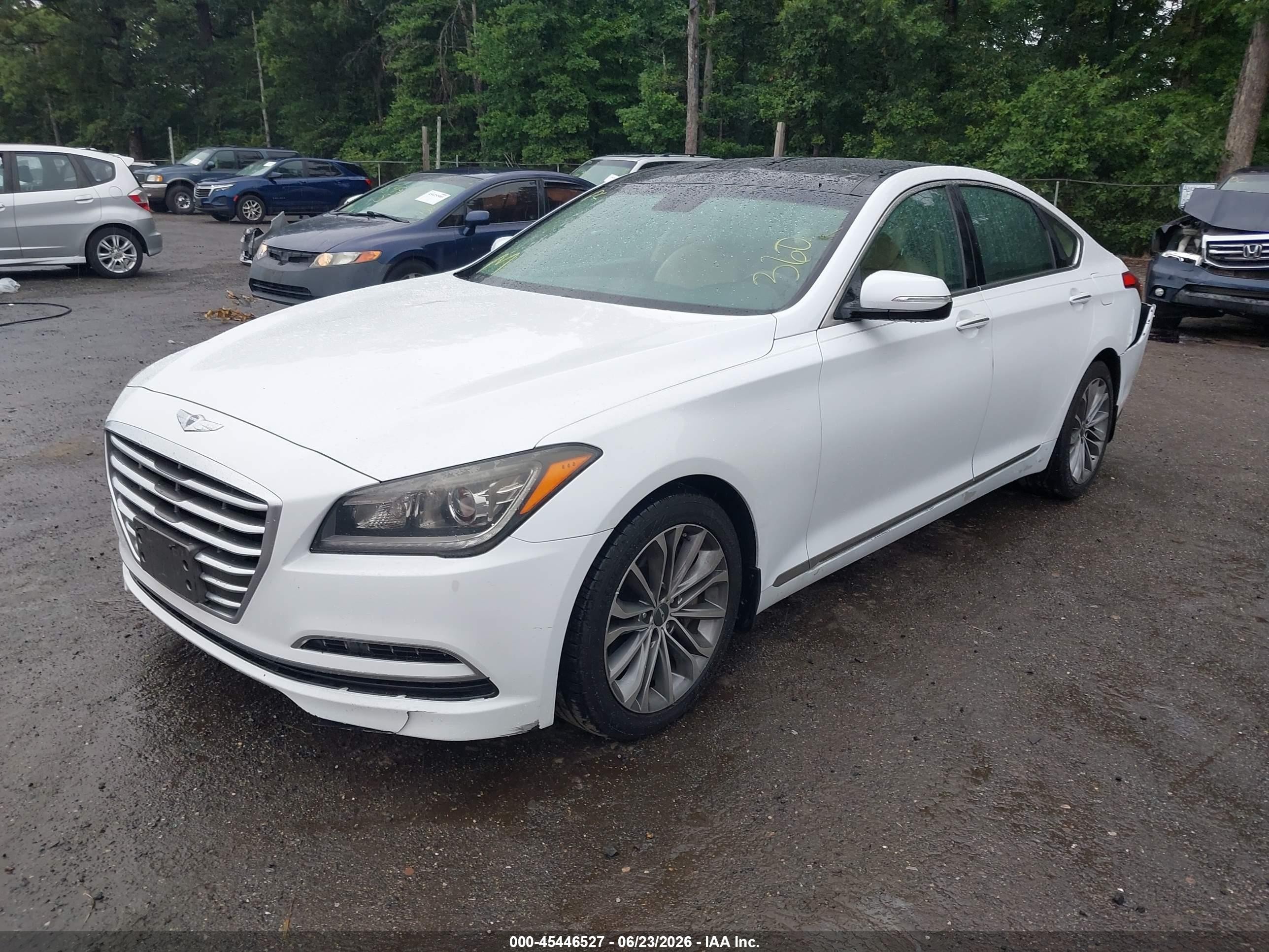 2015 Hyundai Genesis 3.8 White vin: KMHGN4JE7FU063756