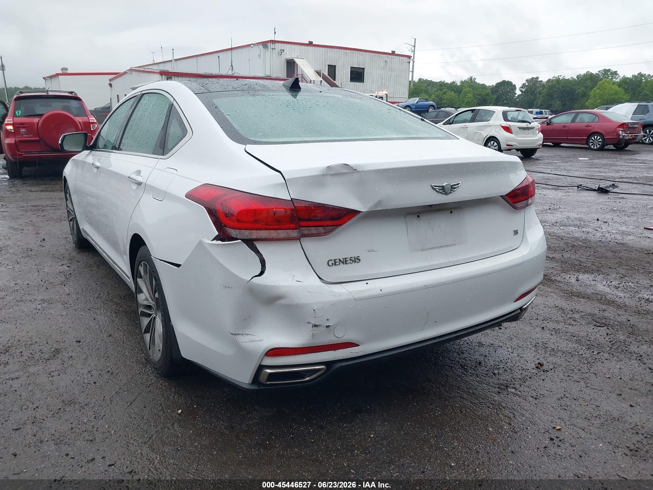 2015 Hyundai Genesis 3.8 White vin: KMHGN4JE7FU063756