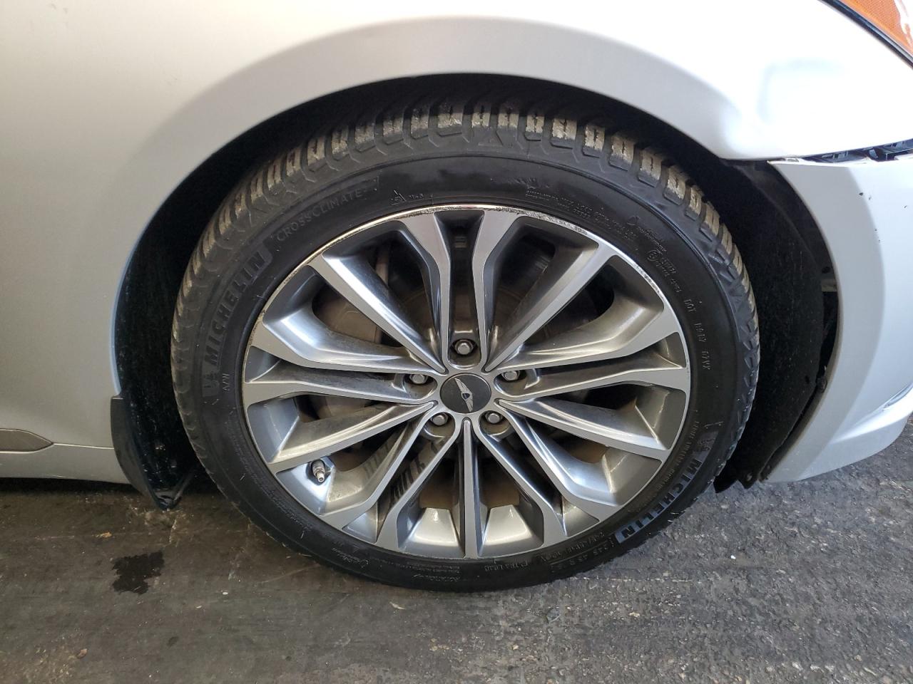 2015 Hyundai Genesis 3.8l Silver vin: KMHGN4JE7FU075079 Damage: Right Front Wheel, Curb Rash, > 12 Inches