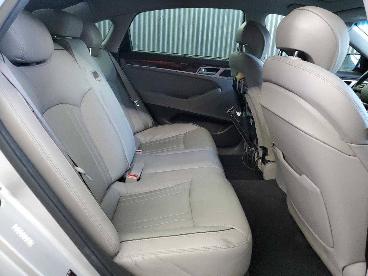 2015 Hyundai Genesis 3.8l Silver vin: KMHGN4JE7FU075079 Damage: Left Front St Back Trim Panel, Missing, Replacement Required