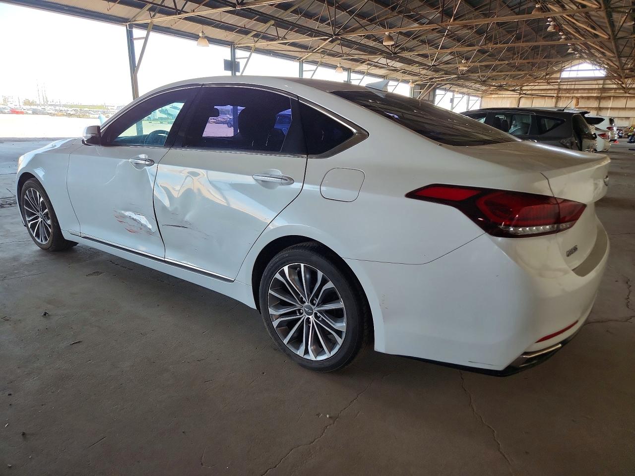 2015 Hyundai Genesis 3.8l Белый vin: KMHGN4JE7FU076488