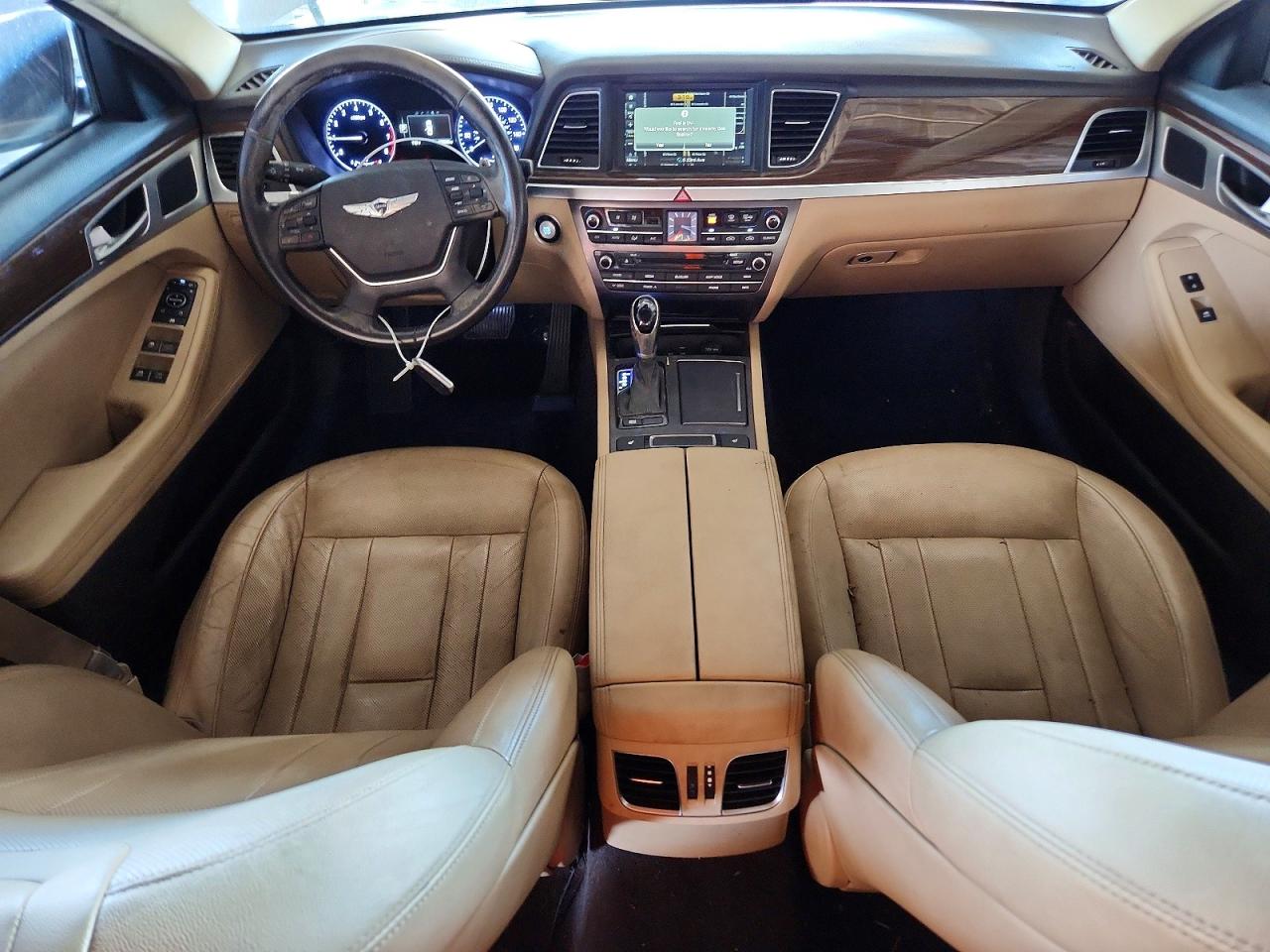 2015 Hyundai Genesis 3.8l Белый vin: KMHGN4JE7FU076488