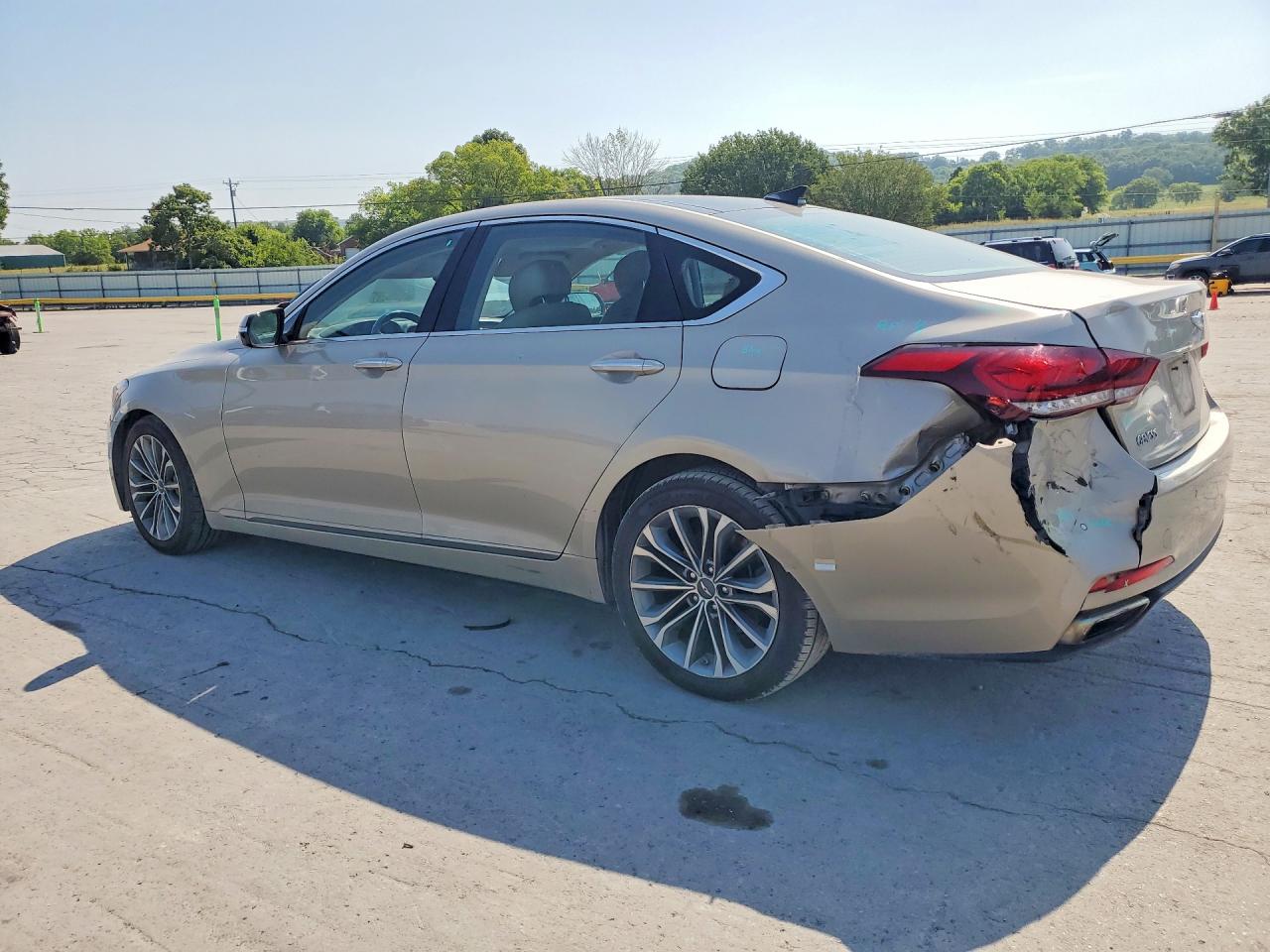 2015 Hyundai Genesis 3.8l Beige vin: KMHGN4JE7FU079648