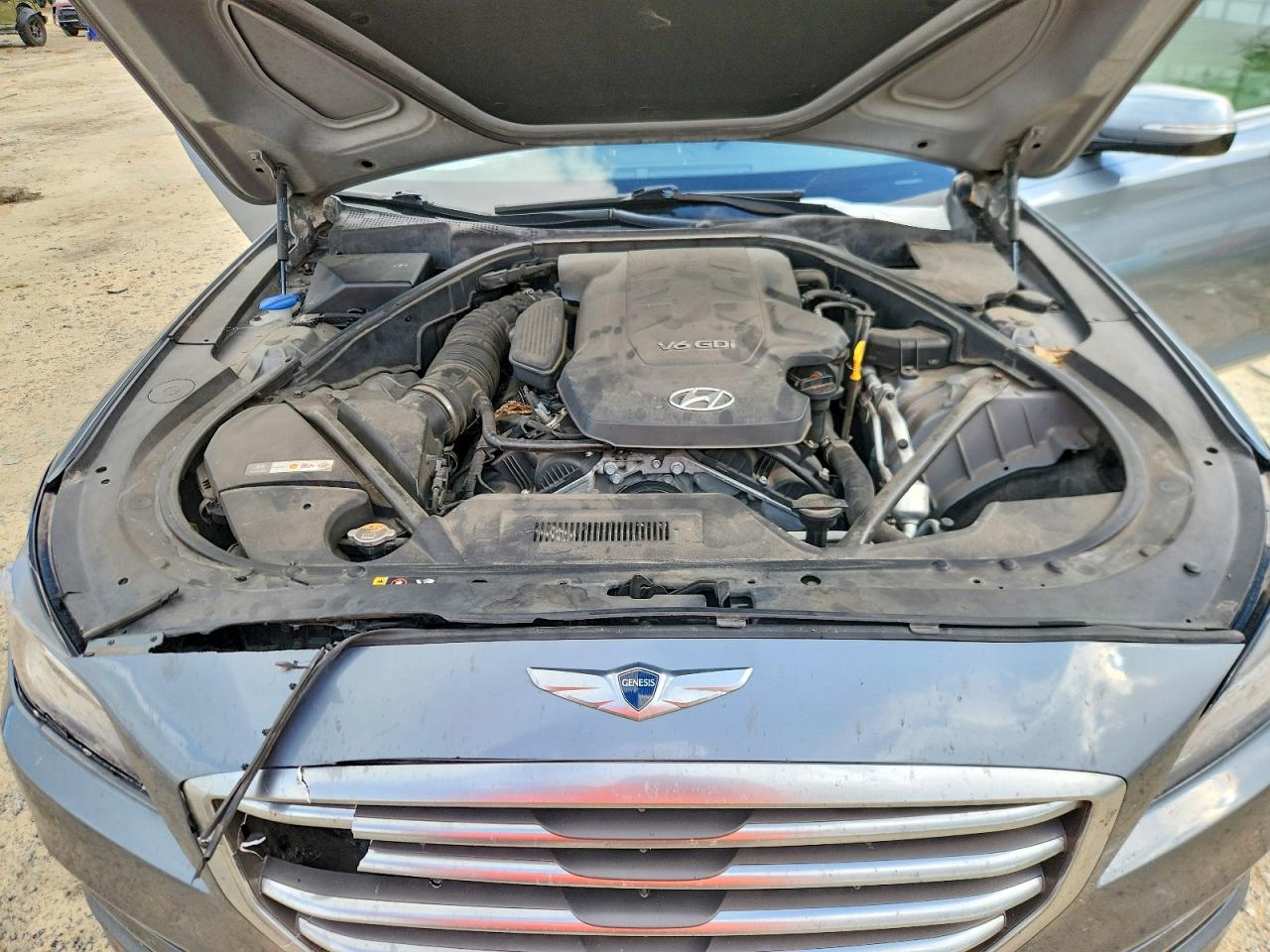 2015 Hyundai Genesis 3.8l Gray vin: KMHGN4JE7FU082260