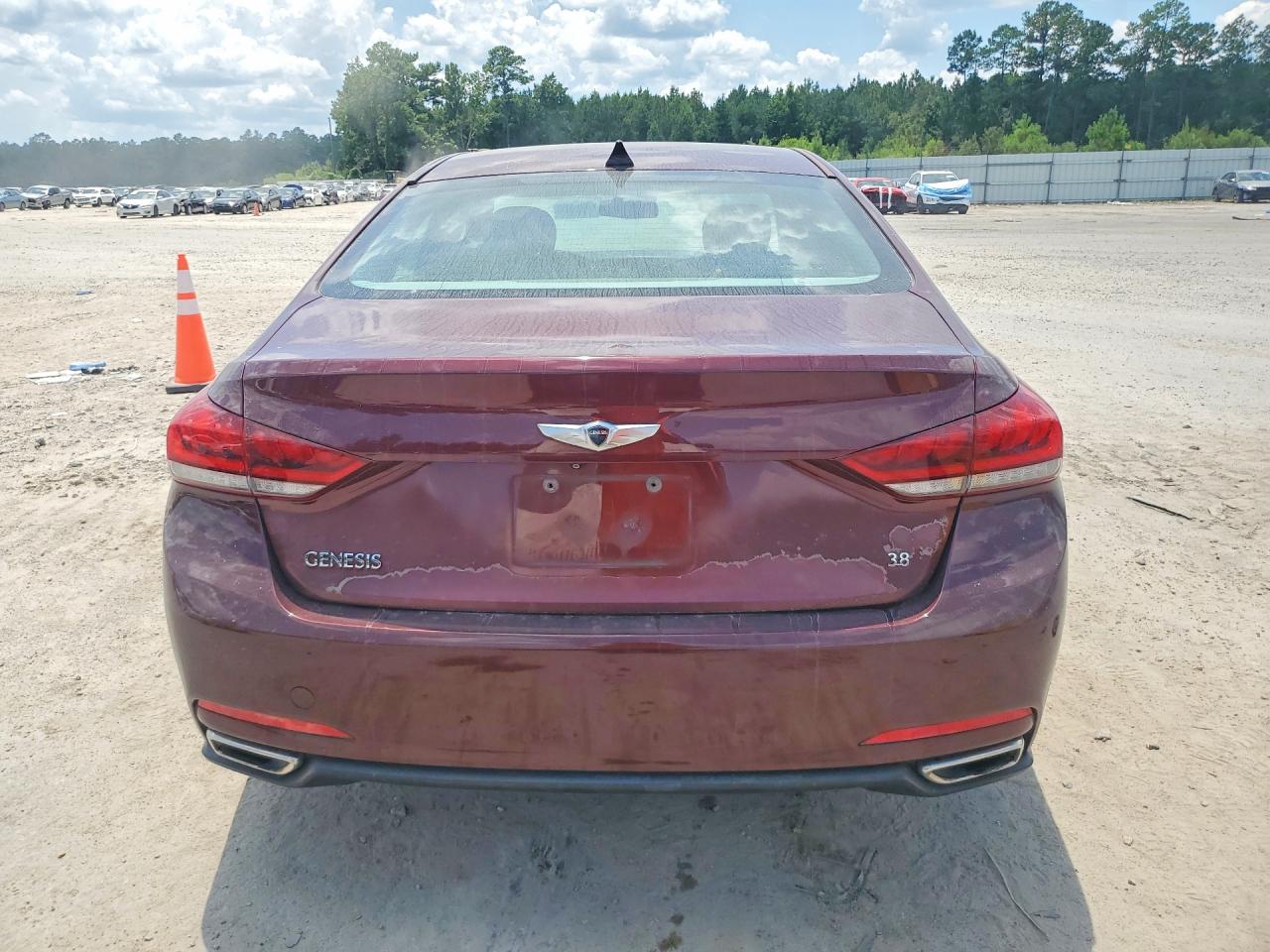 2015 Hyundai Genesis 3.8l Maroon vin: KMHGN4JE7FU087989