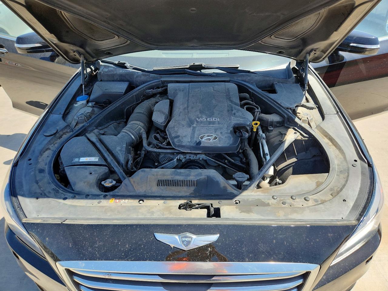 2015 Hyundai Genesis 3.8l Черный vin: KMHGN4JE7FU099771