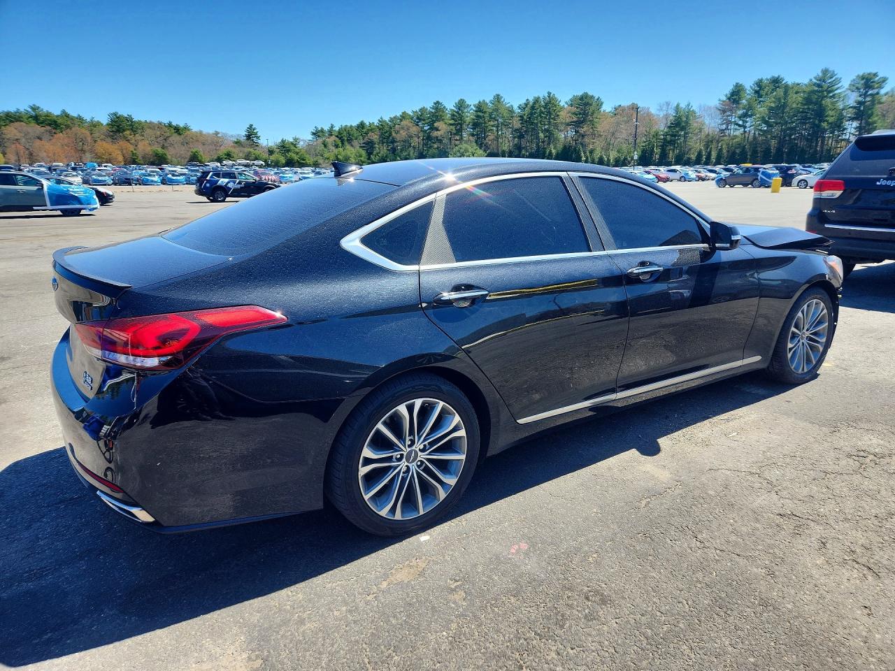 2017 Genesis G80 3.8 Black vin: KMHGN4JE7HU207406