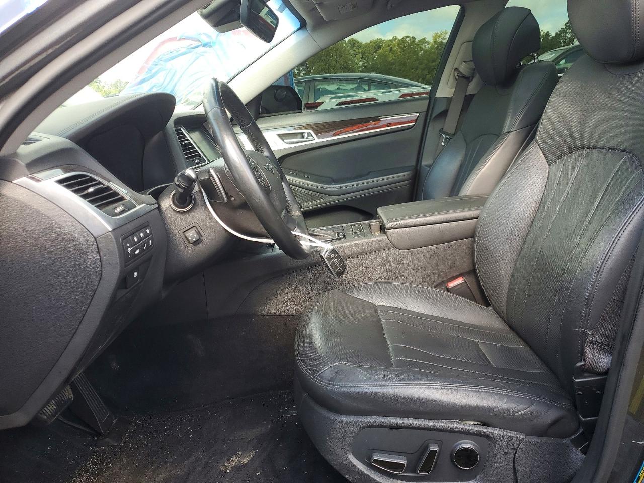 2018 Genesis G80 3.8 Black vin: KMHGN4JE7JU233607