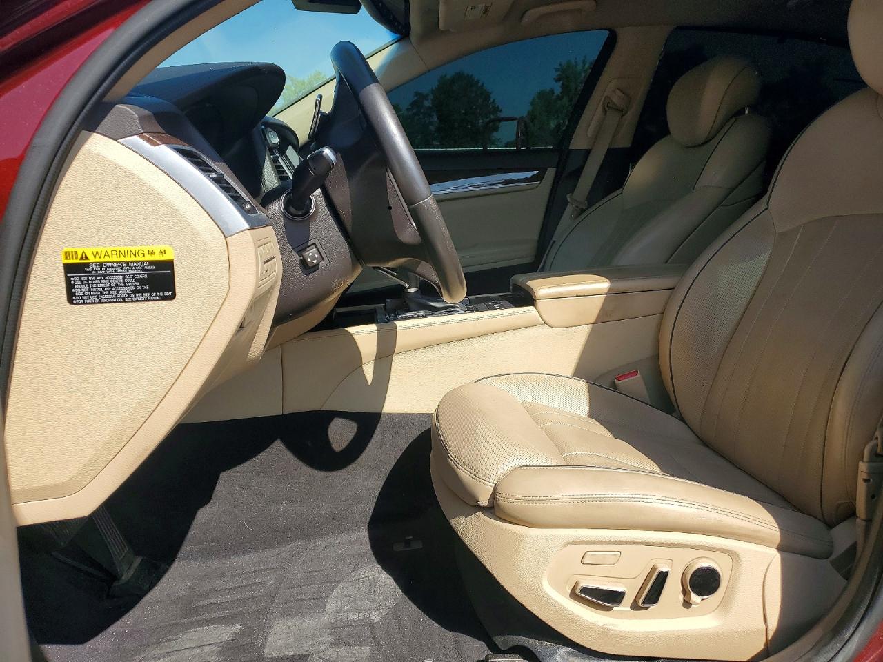 2015 Hyundai Genesis 3.8l Burgundy vin: KMHGN4JE8FU020544
