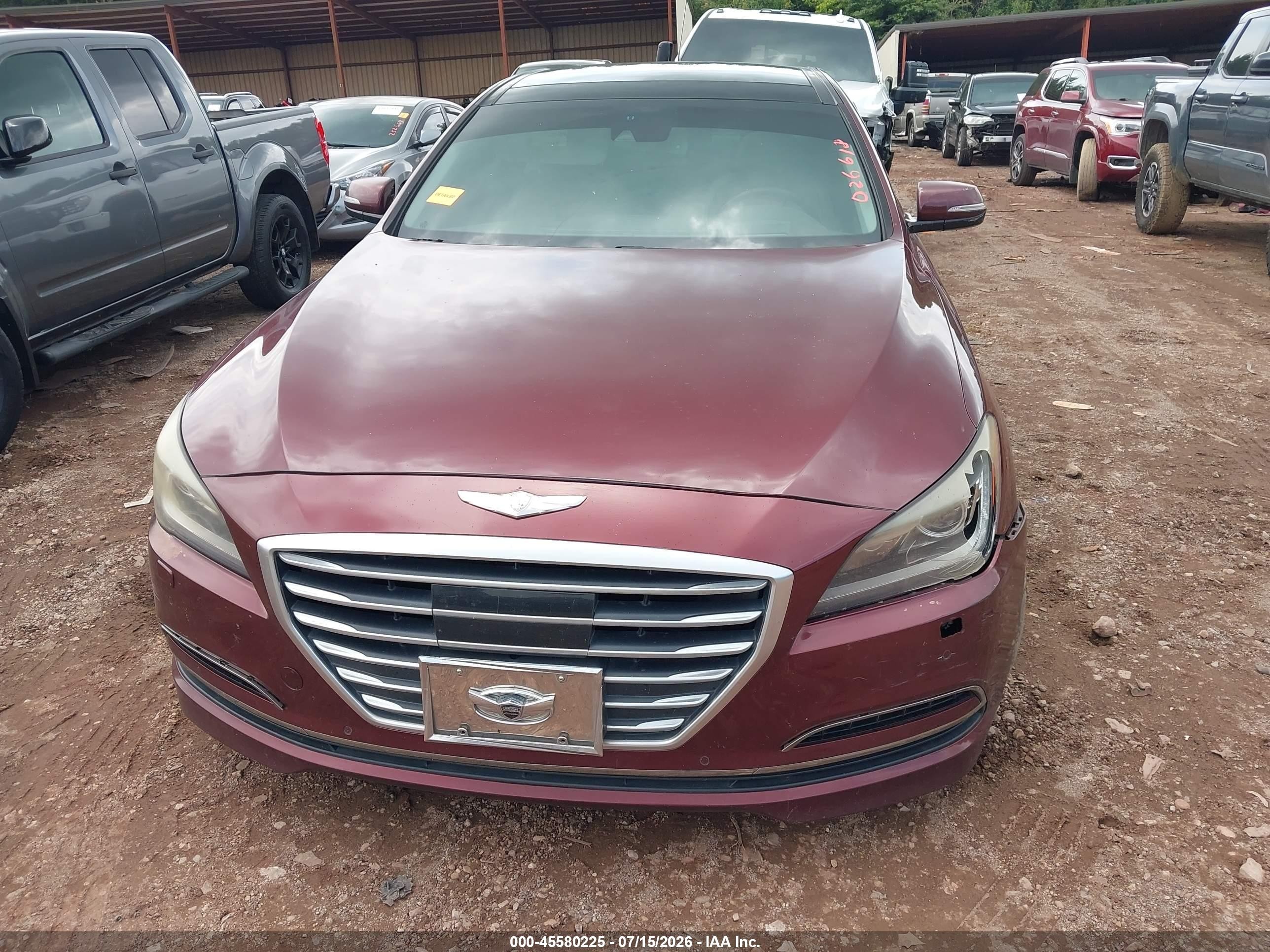 2015 Hyundai Genesis 3.8 Maroon vin: KMHGN4JE8FU026618