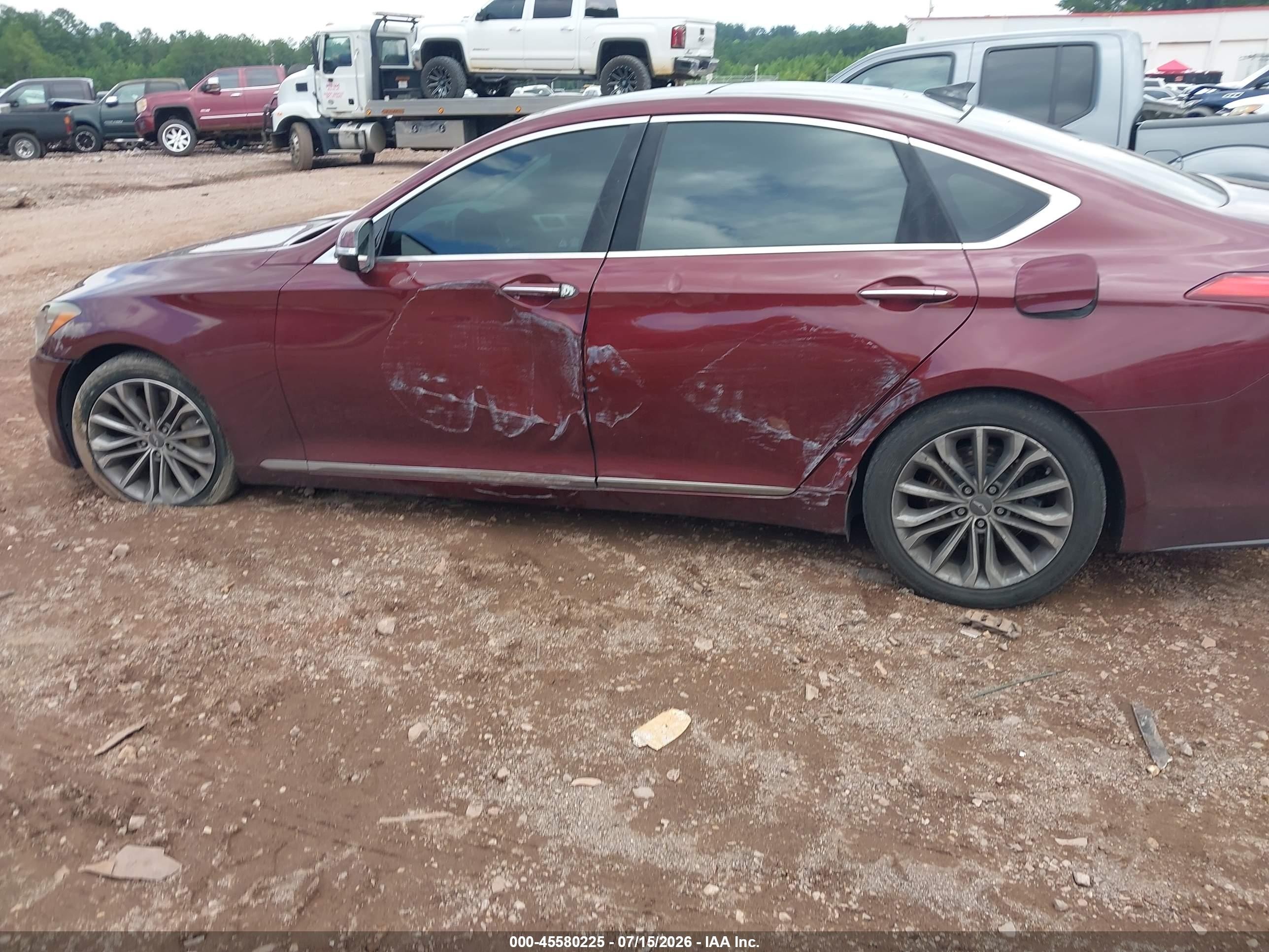 2015 Hyundai Genesis 3.8 Maroon vin: KMHGN4JE8FU026618