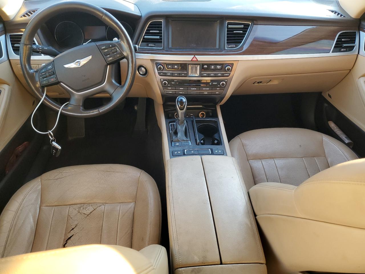 2015 Hyundai Genesis 3.8l White vin: KMHGN4JE8FU050370