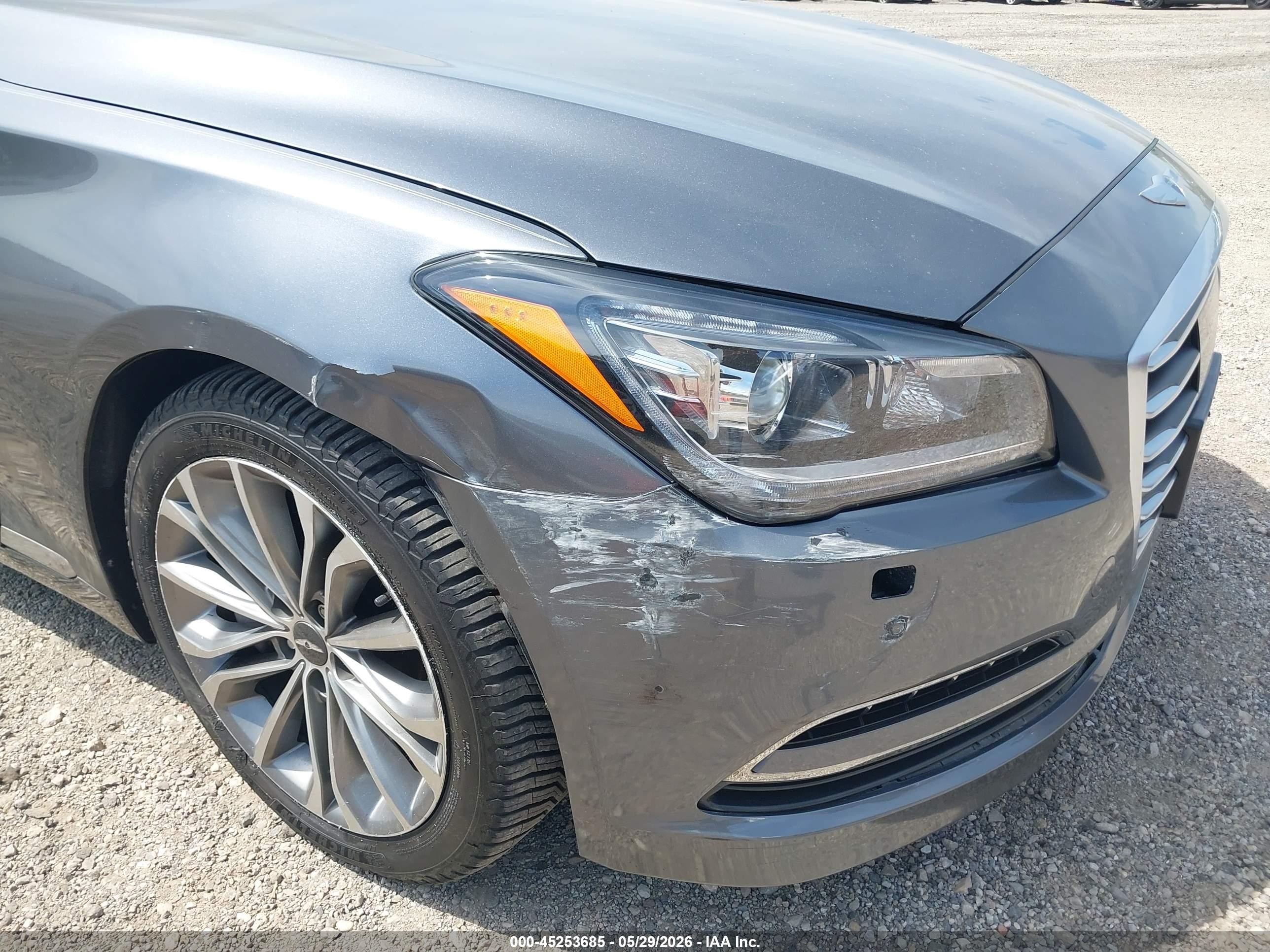 2015 Hyundai Genesis 3.8 Gray vin: KMHGN4JE8FU054838