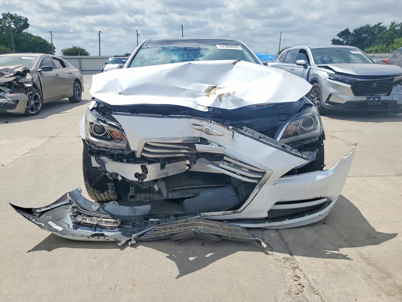 2015 Hyundai Genesis 3.8l White vin: KMHGN4JE8FU058288