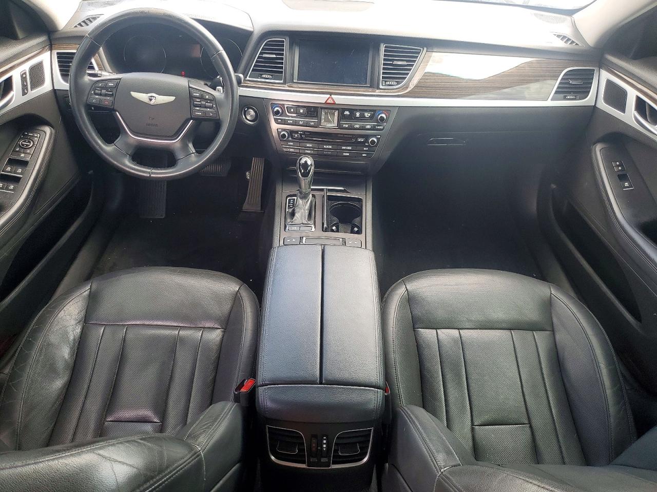 2015 Hyundai Genesis 3.8l White vin: KMHGN4JE8FU058288