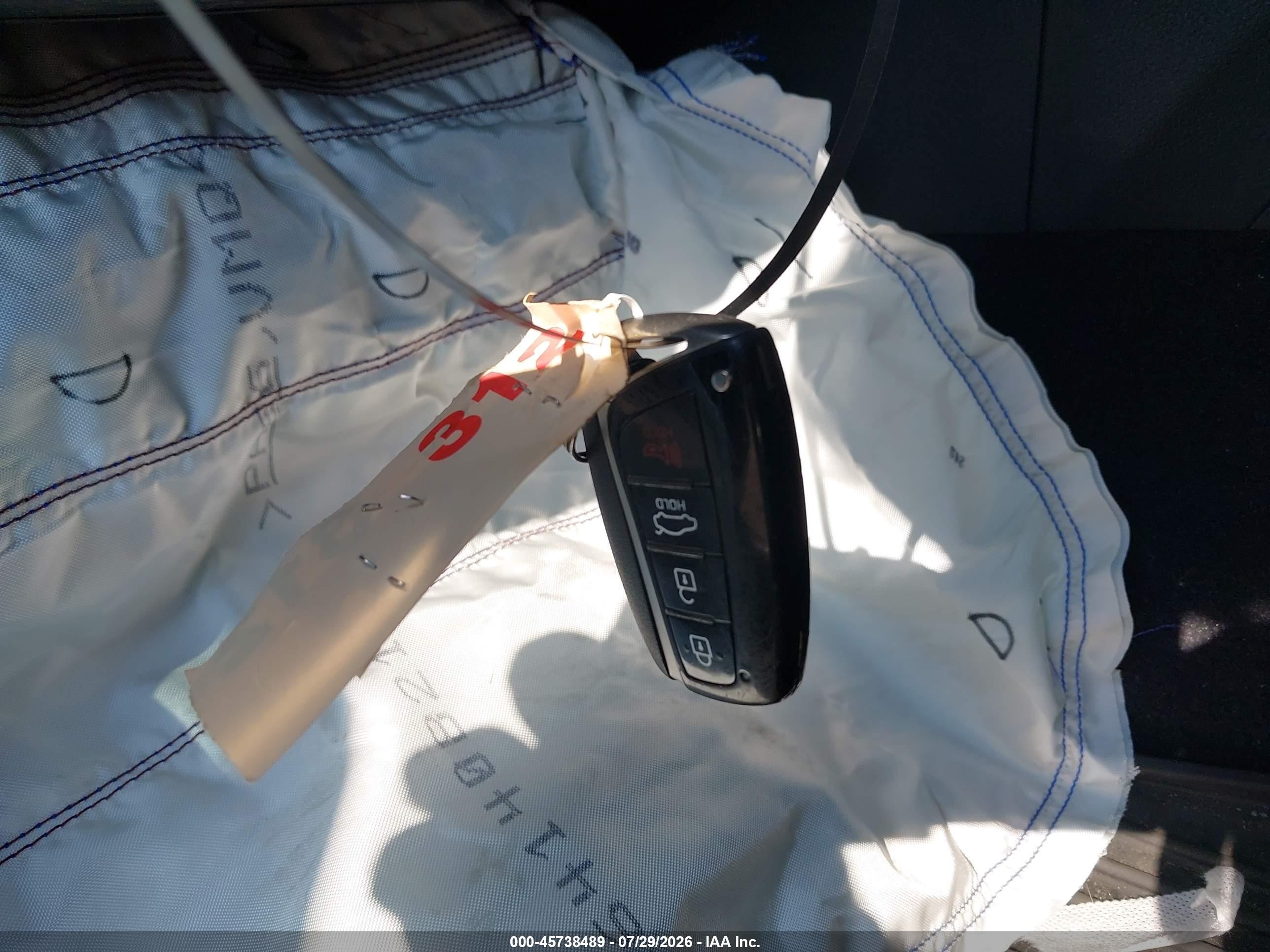 2015 Hyundai Genesis 3.8 Белый vin: KMHGN4JE8FU060154