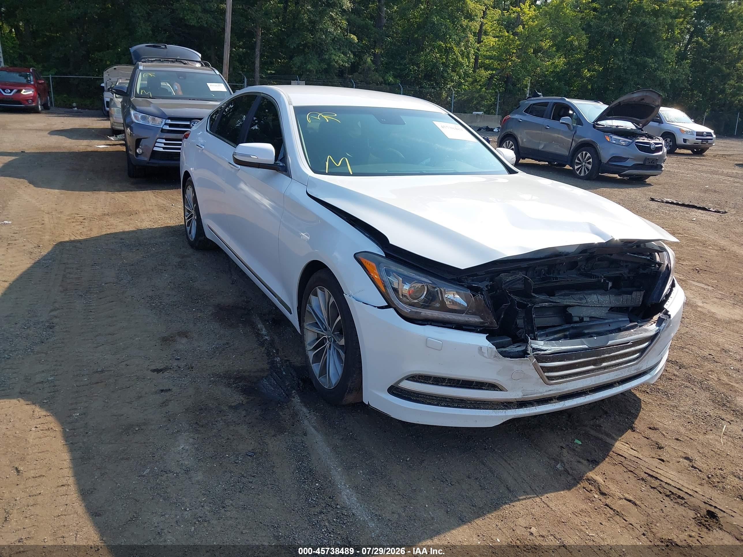 2015 Hyundai Genesis 3.8 Белый vin: KMHGN4JE8FU060154