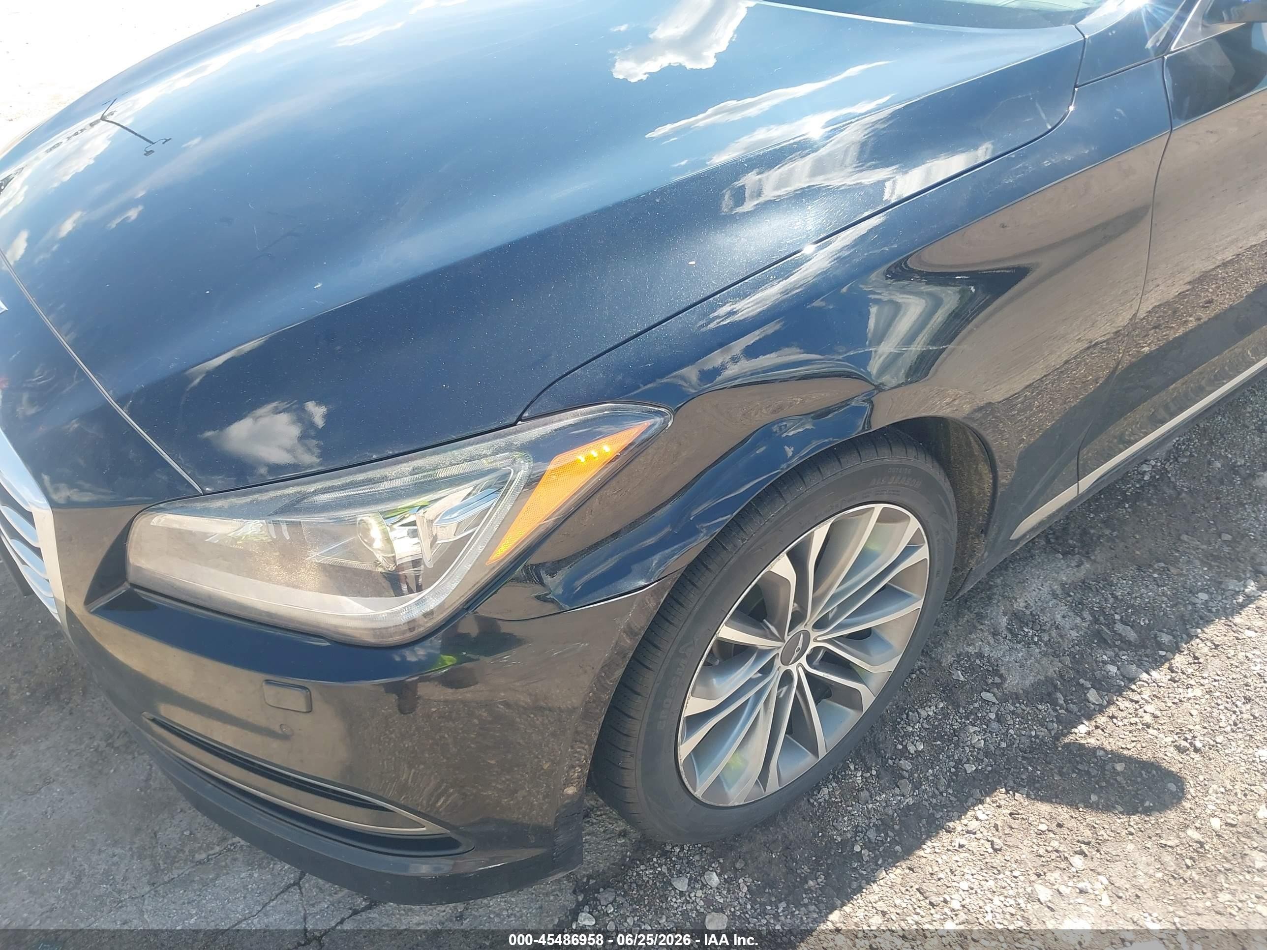 2015 Hyundai Genesis 3.8 Black vin: KMHGN4JE9FU016664